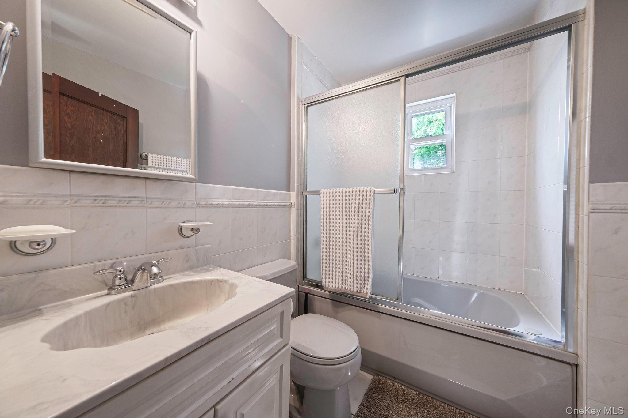 26 Bogart Street Property Photo 23