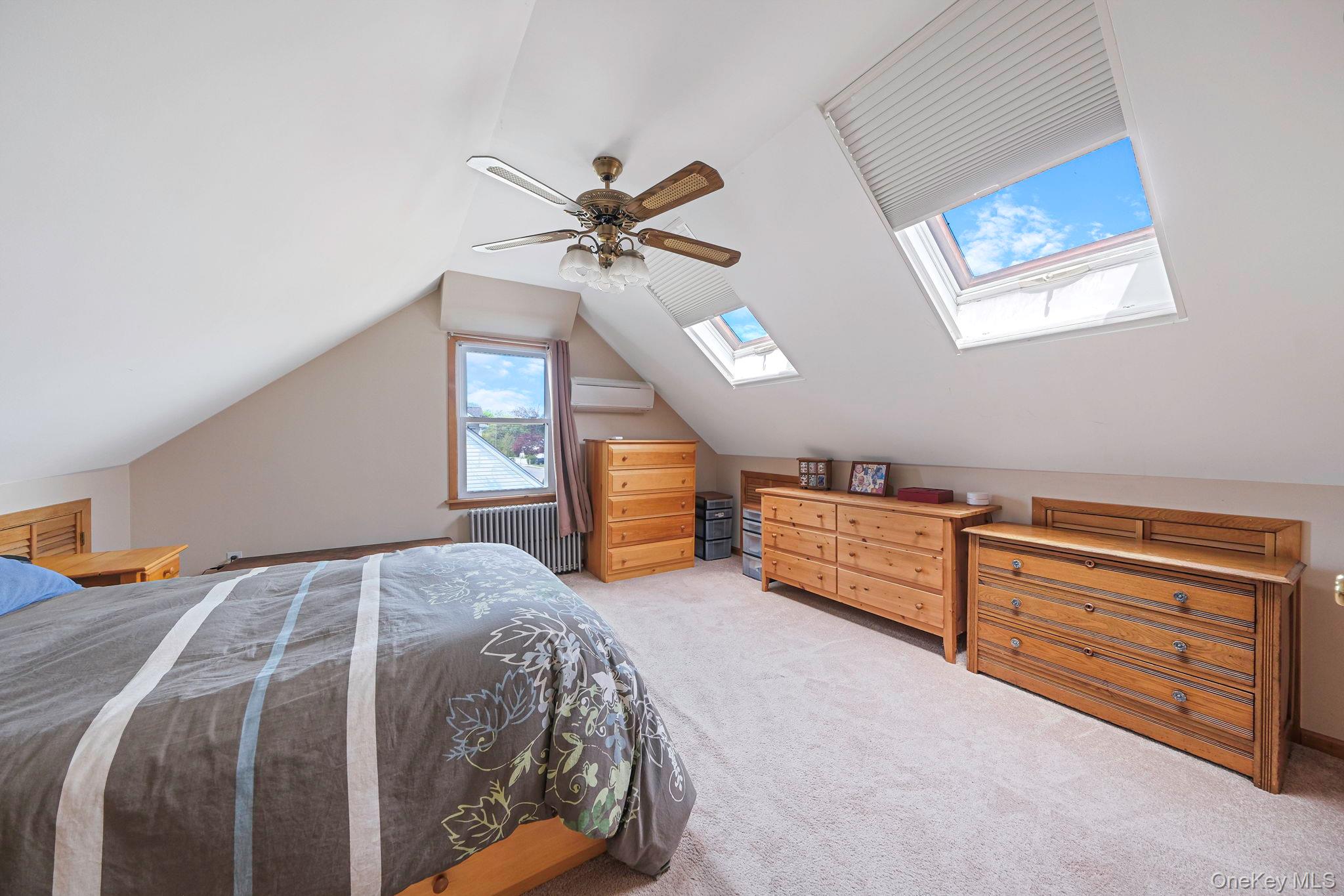 26 Bogart Street Property Photo 25