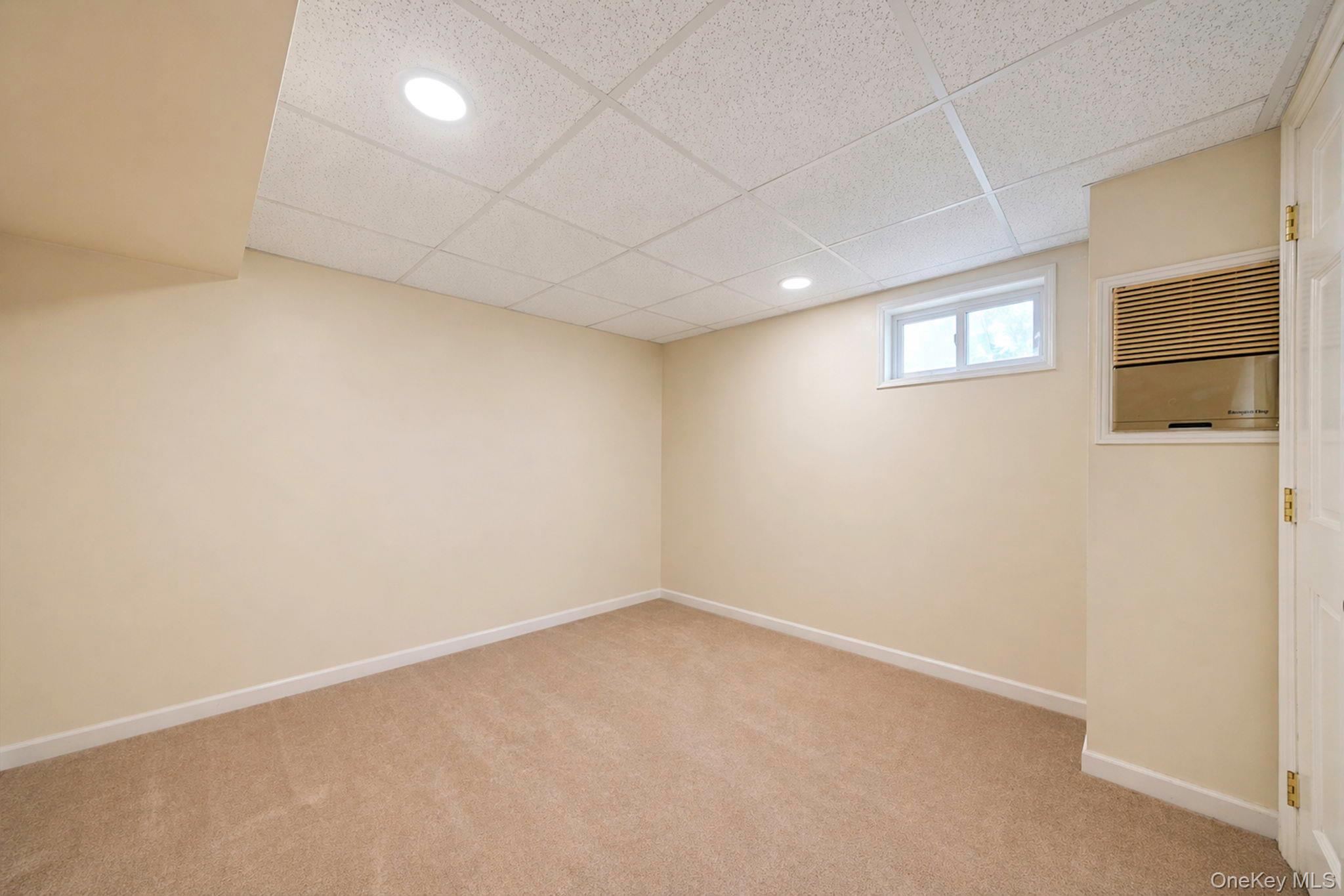 26 Bogart Street Property Photo 32