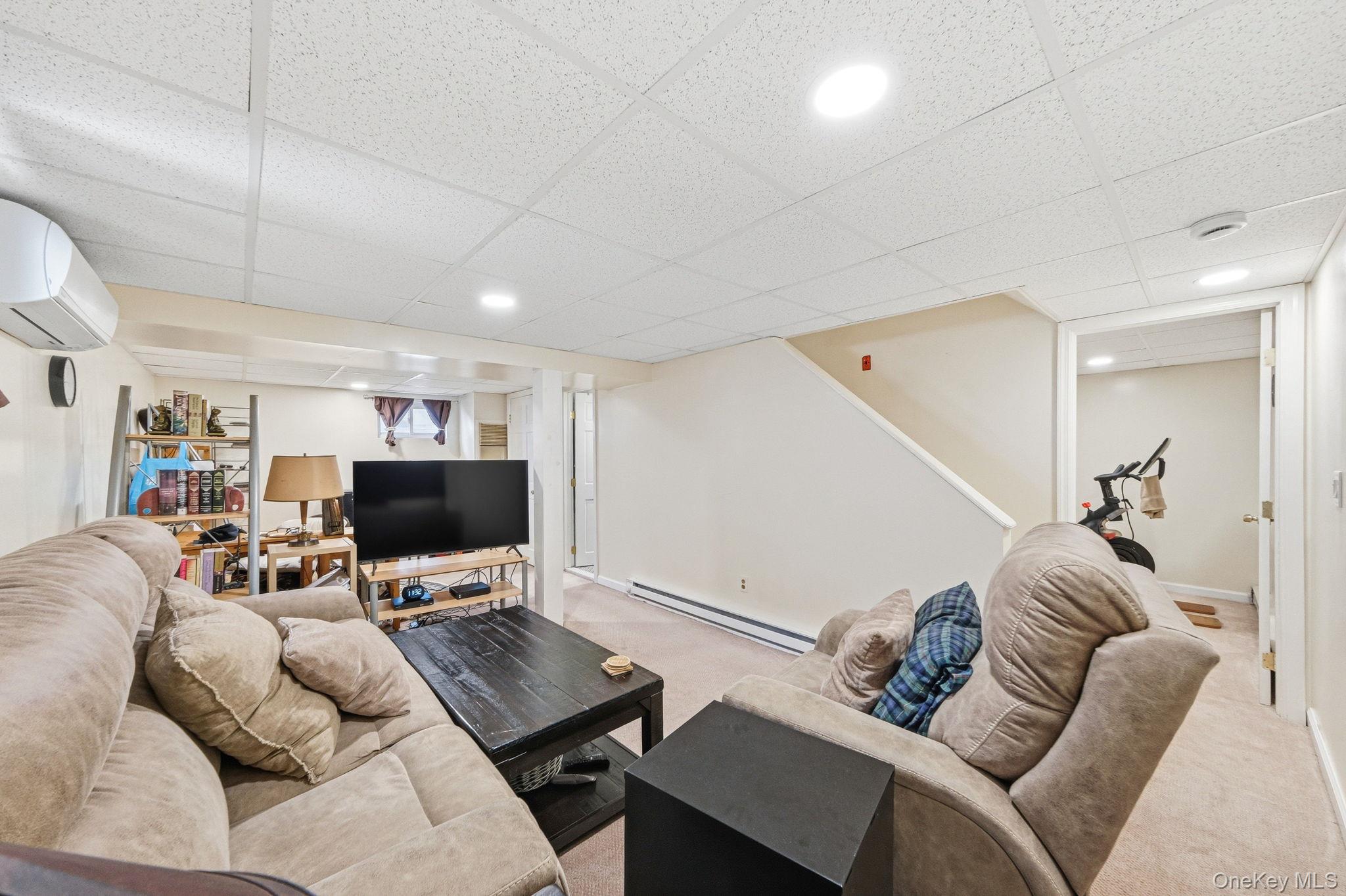 26 Bogart Street Property Photo 33
