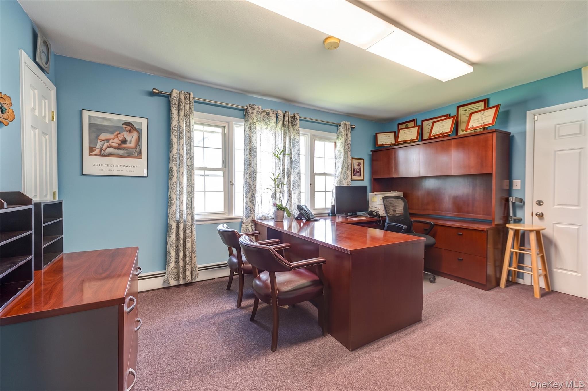 3250 Sunrise Highway Property Photo 6