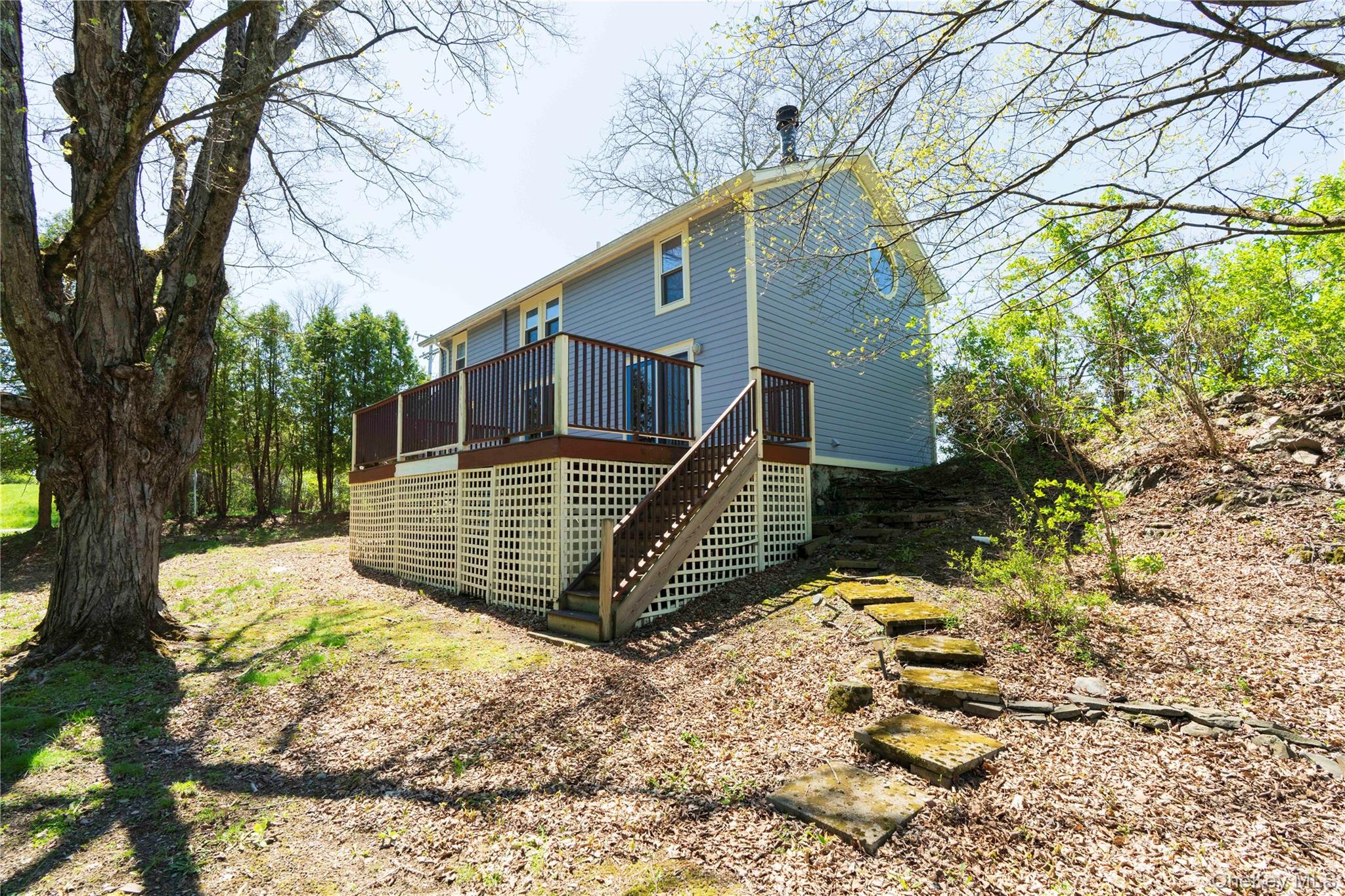 606 Church Avenue Property Photo 3