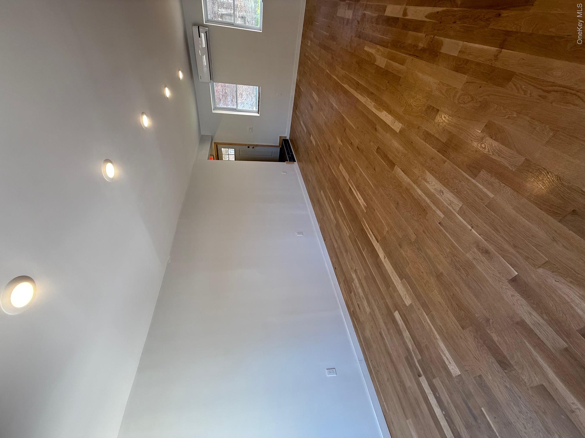305 Liberty Street Property Photo 4