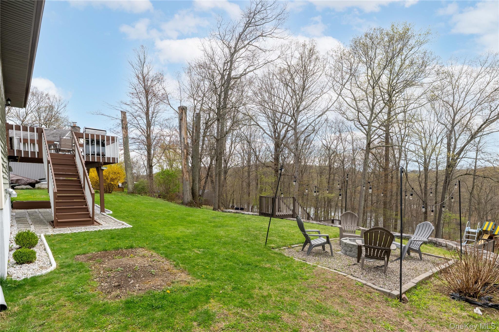 77 Kent Lake Avenue Property Photo 18