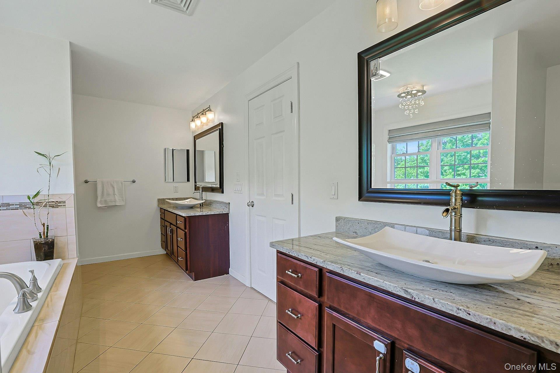 288 Lafayette Avenue Property Photo 27