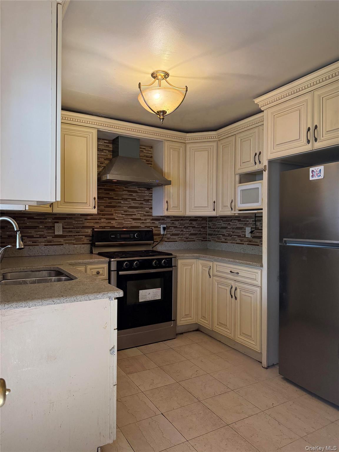 67-04 215th Street Property Photo 3