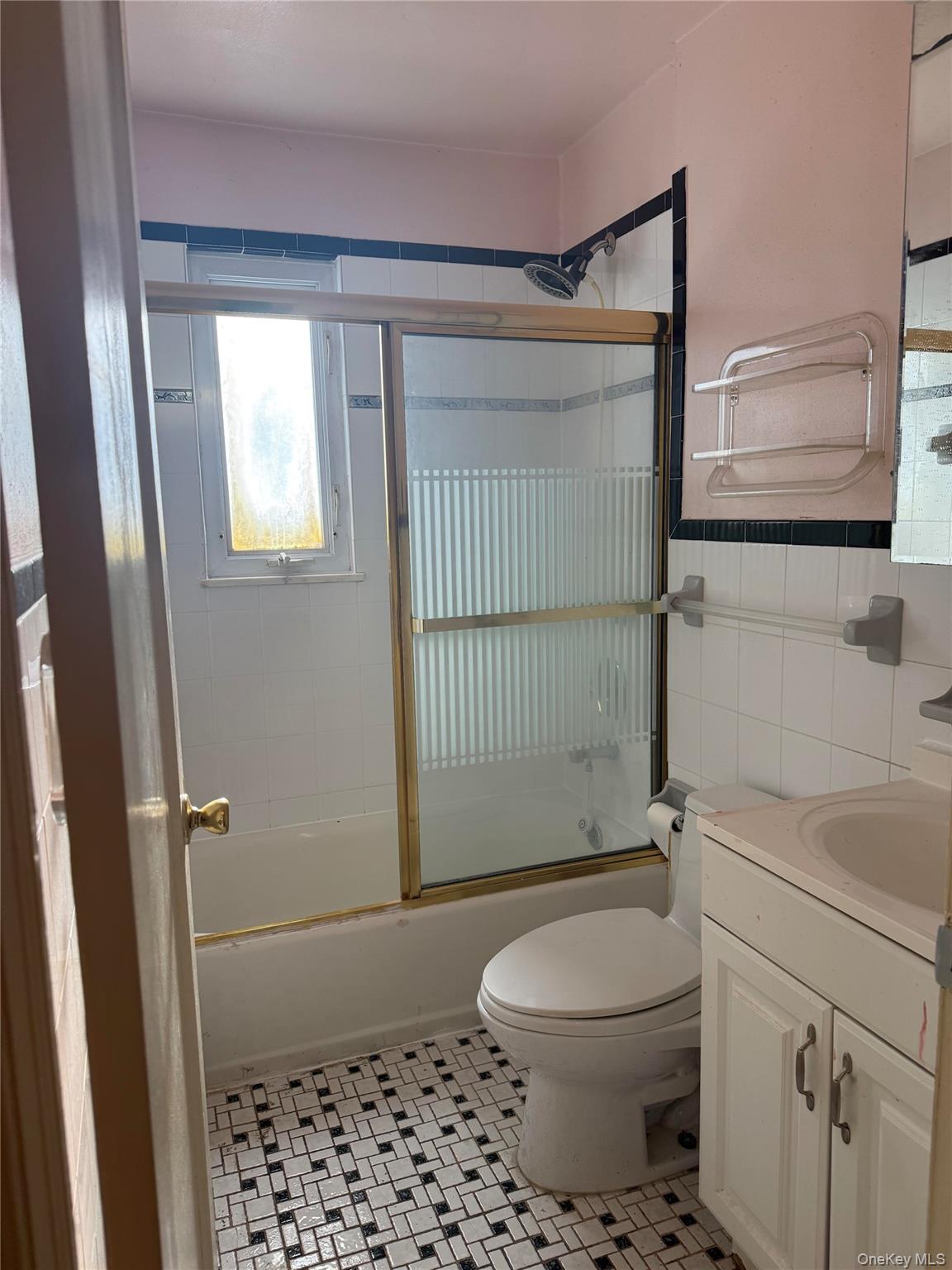 67-04 215th Street Property Photo 8