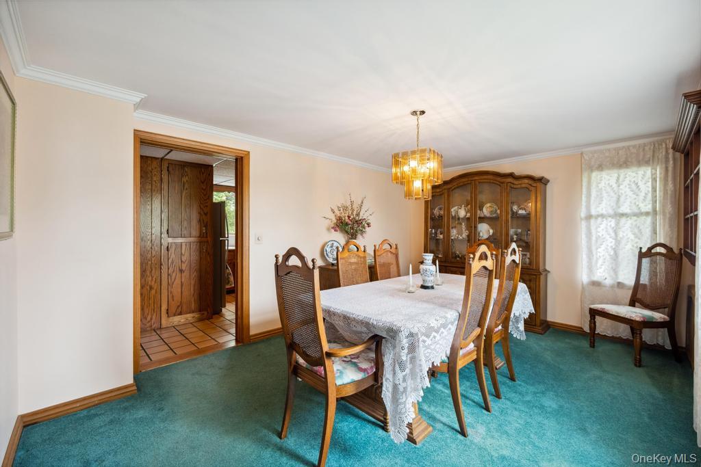 9 Lakeland Avenue Property Photo 22