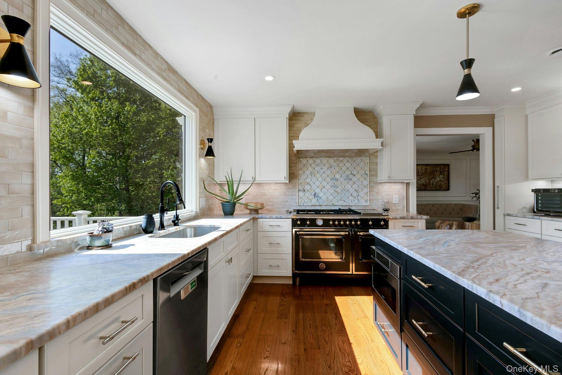 97 Moffat Road Property Photo 13