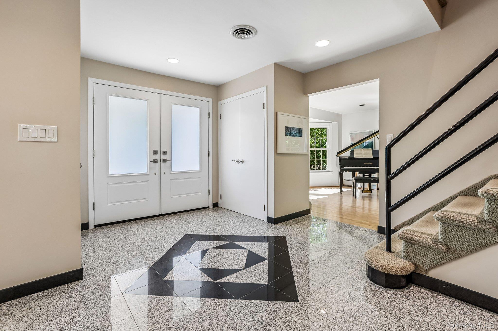 21 Windgate Drive Property Photo 8
