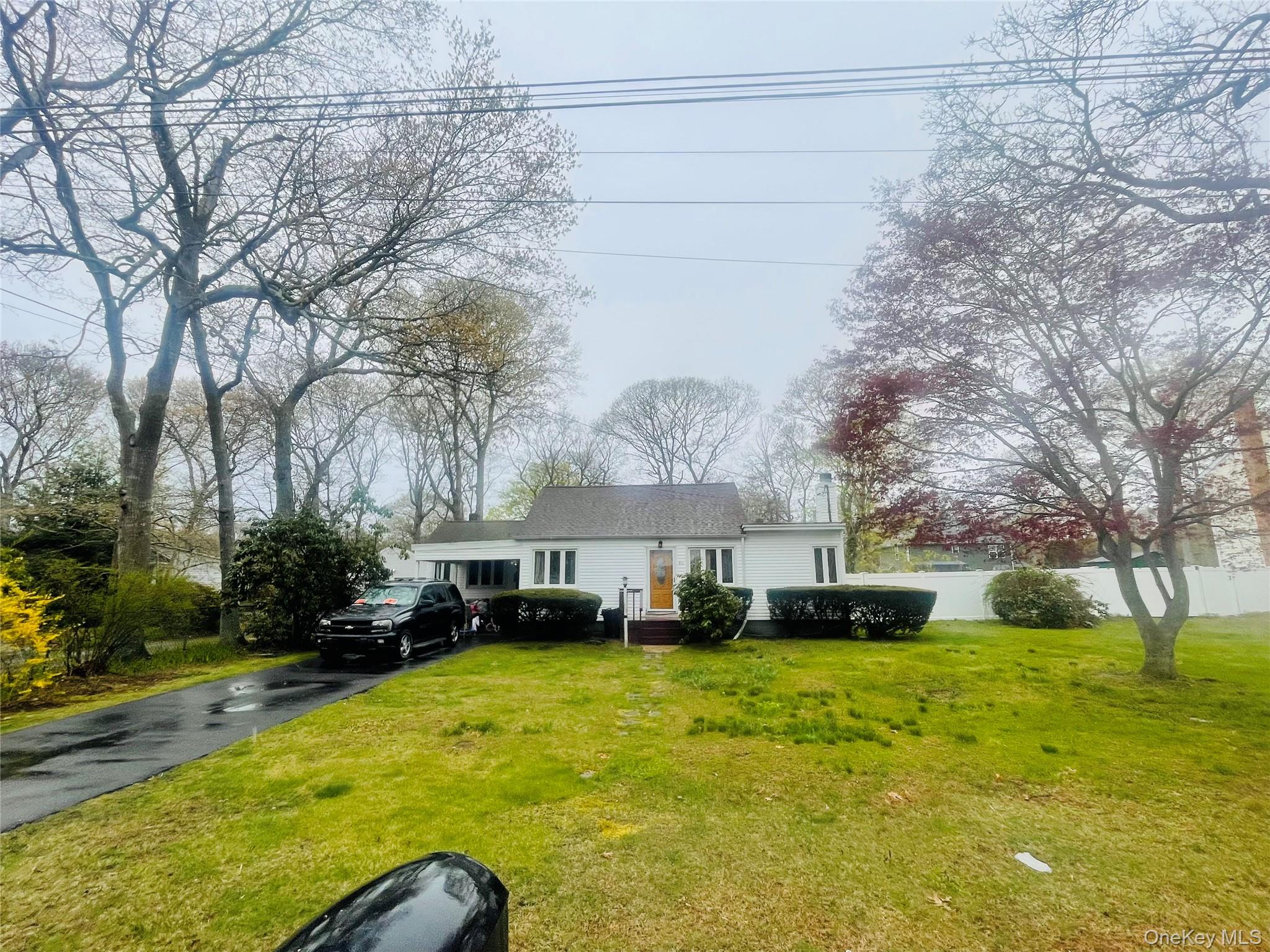 66 Corbin Avenue Property Photo 2