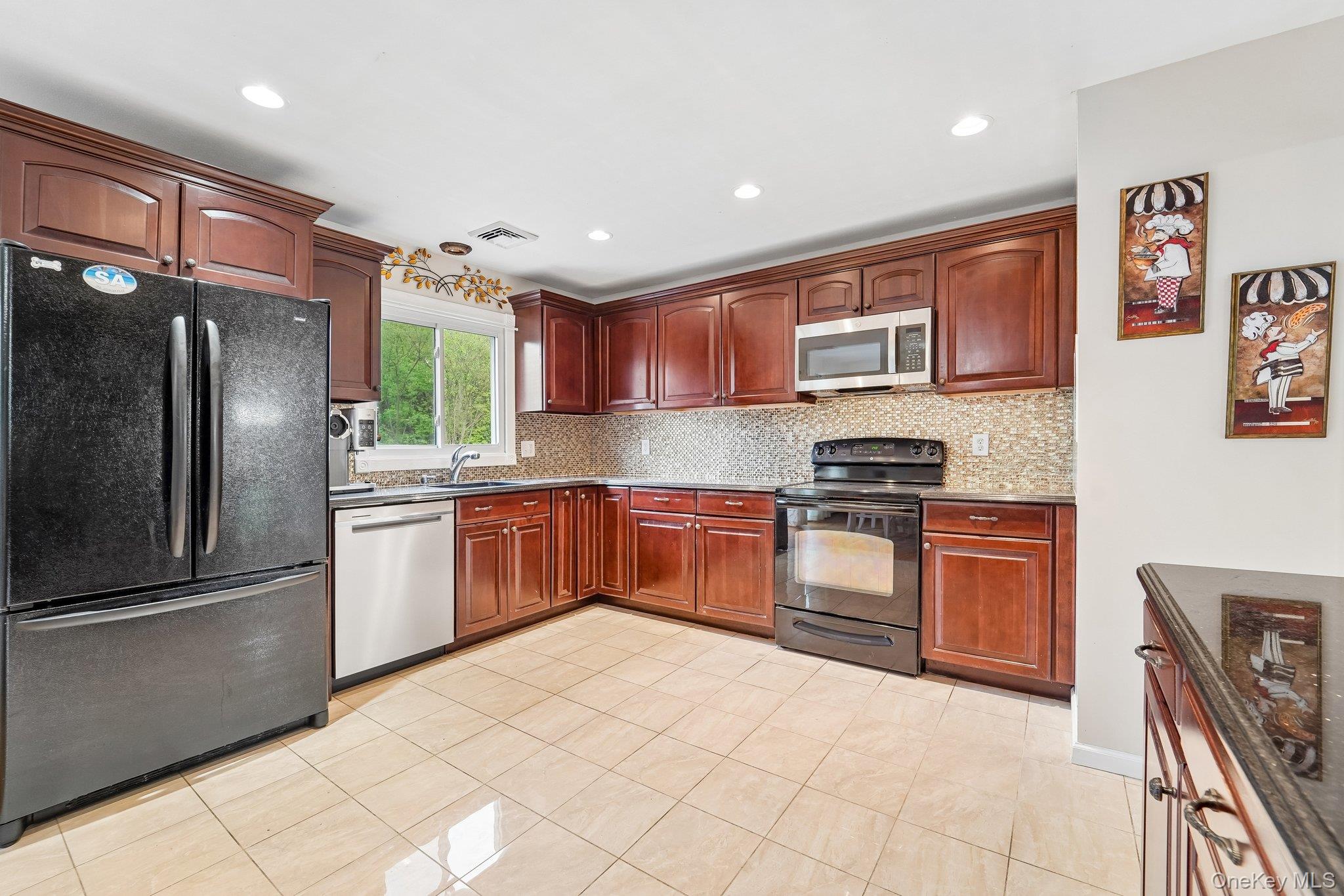 100 Fairmont Road Property Photo 13