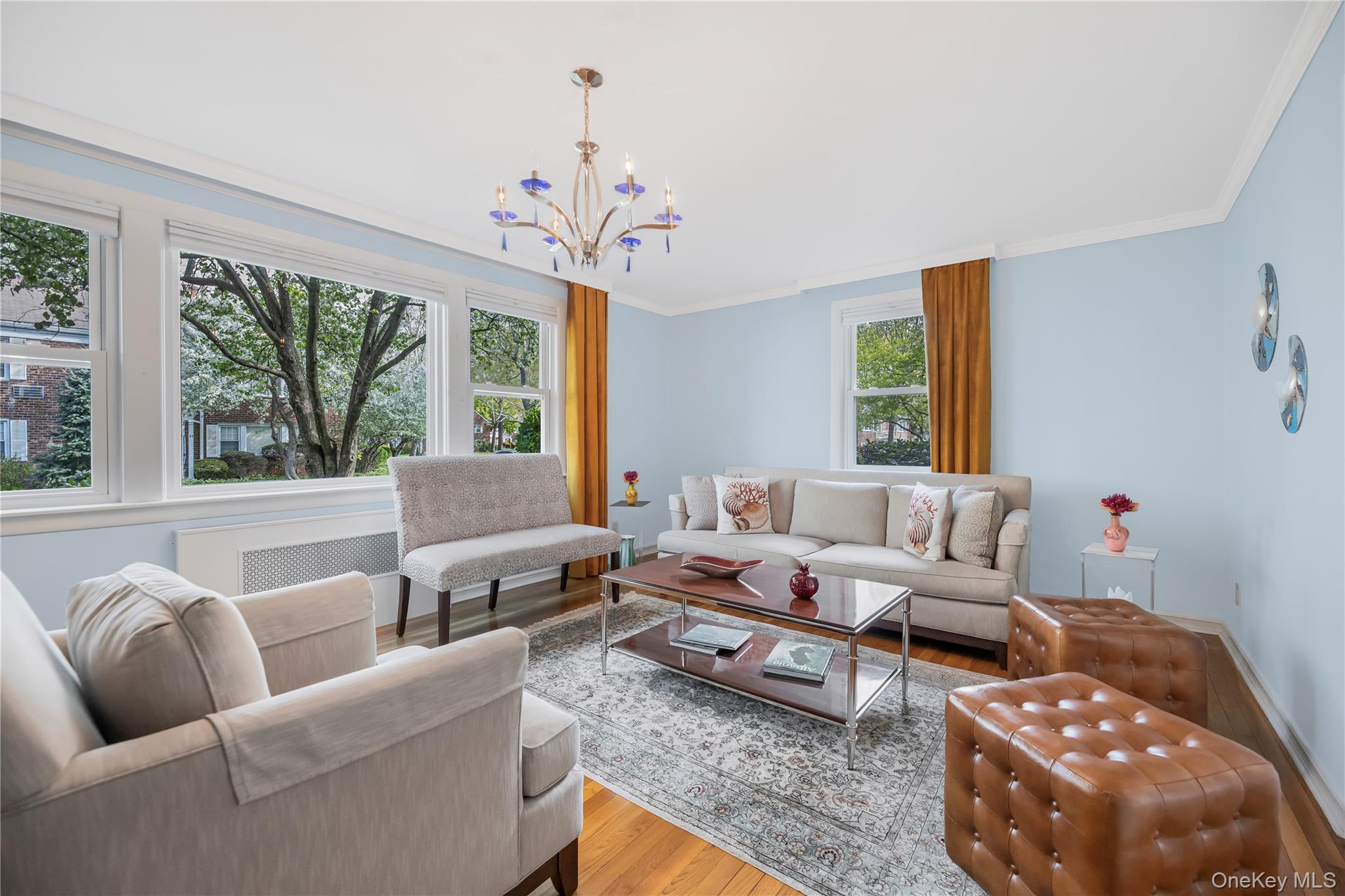 71 Lawrence Park Crescent 71 Property Photo 1