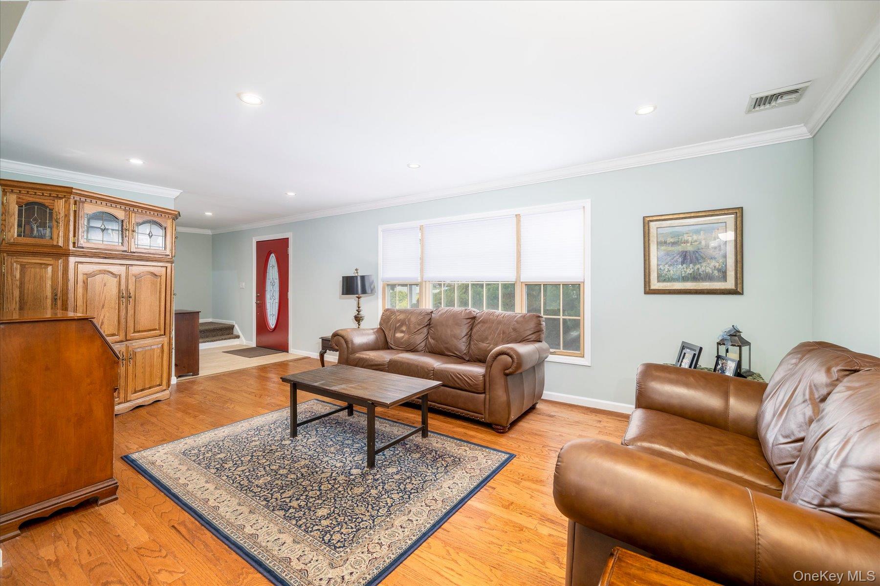142 E Shore Drive Property Photo 8
