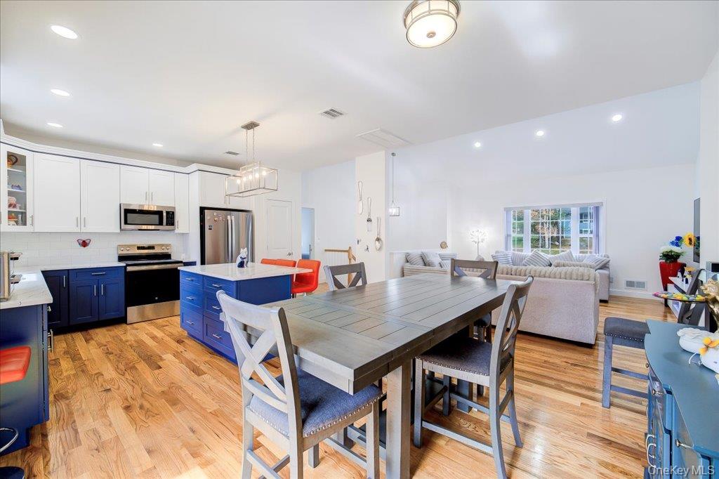 68 Picadilly Circle Property Photo 13