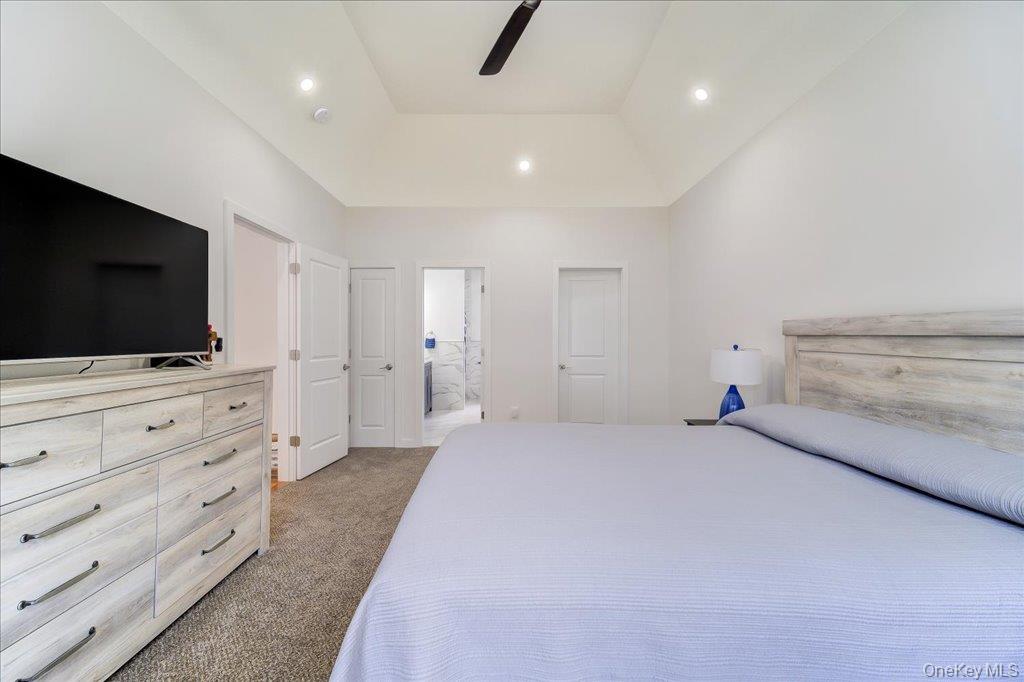 68 Picadilly Circle Property Photo 27