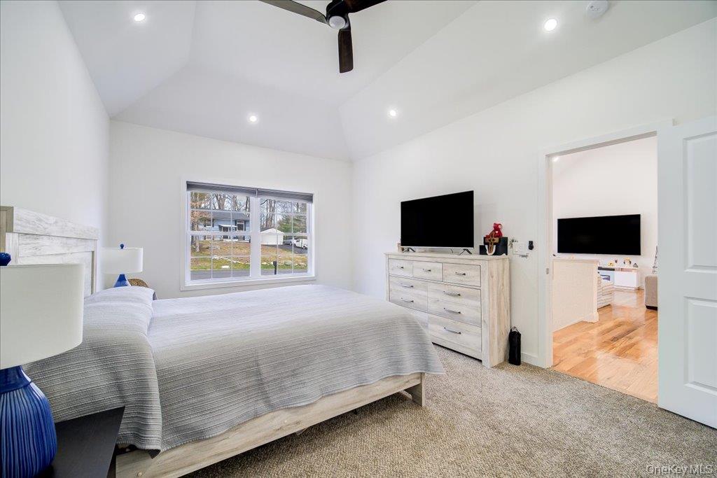 68 Picadilly Circle Property Photo 28
