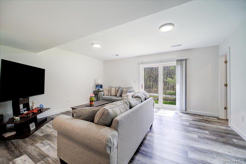 68 Picadilly Circle Property Photo 36
