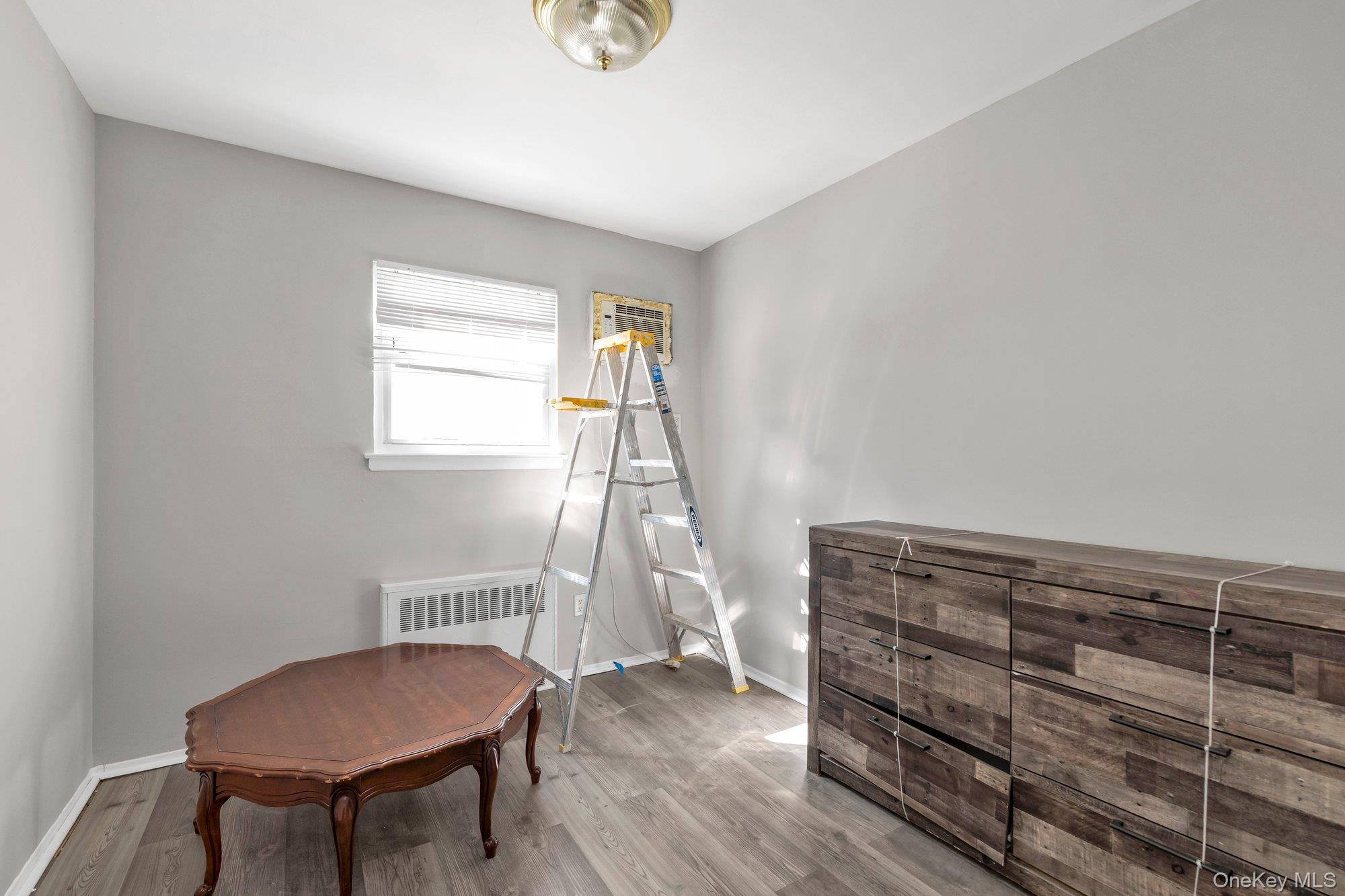 220 Crown Avenue Property Photo 14