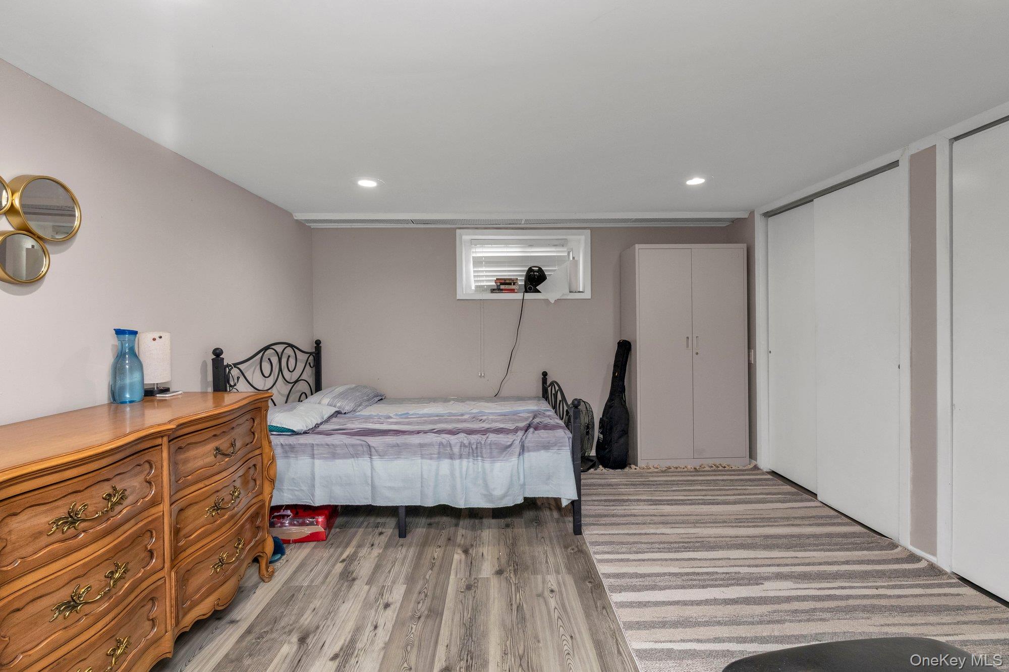 220 Crown Avenue Property Photo 20