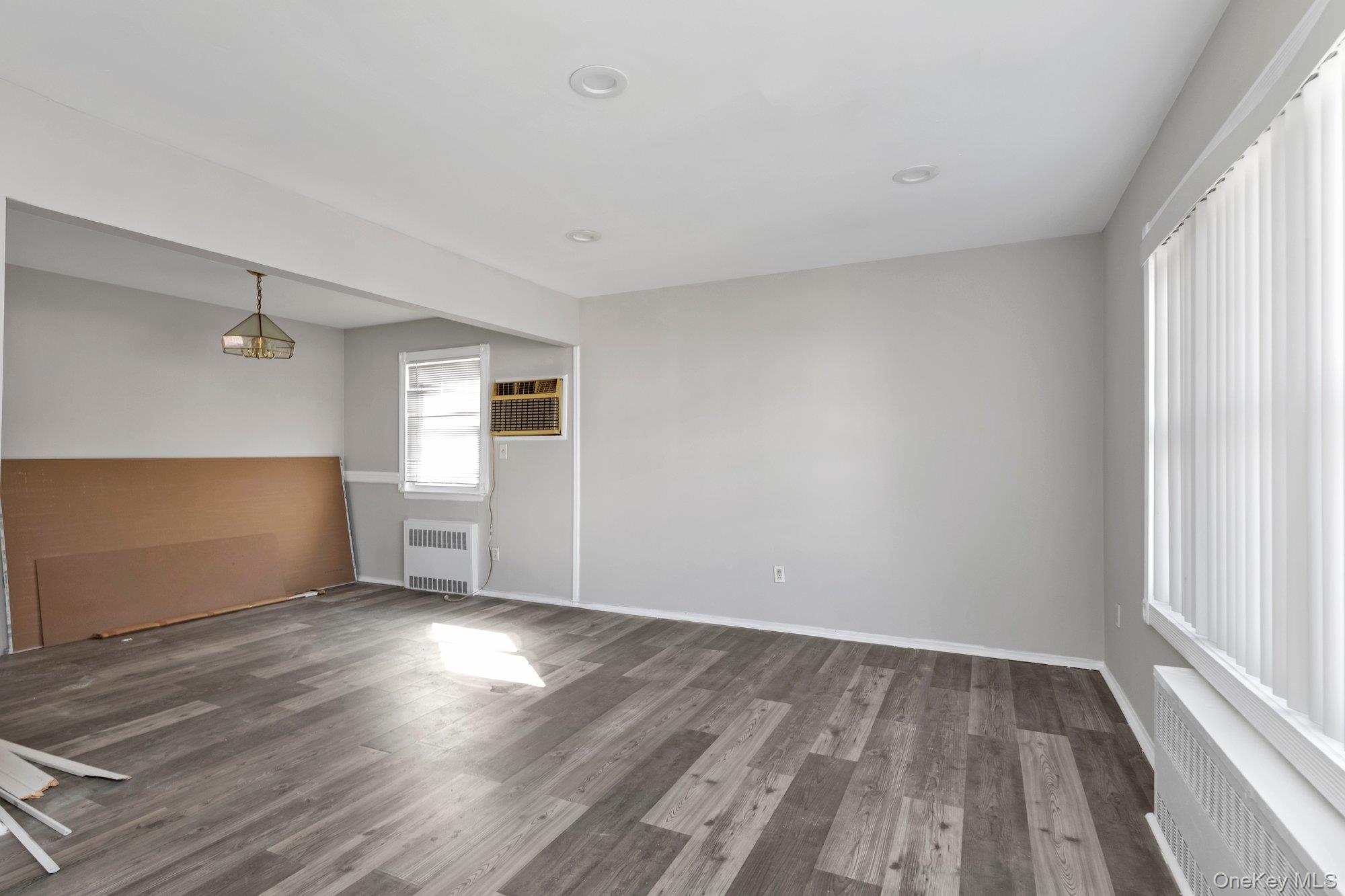 220 Crown Avenue Property Photo 23