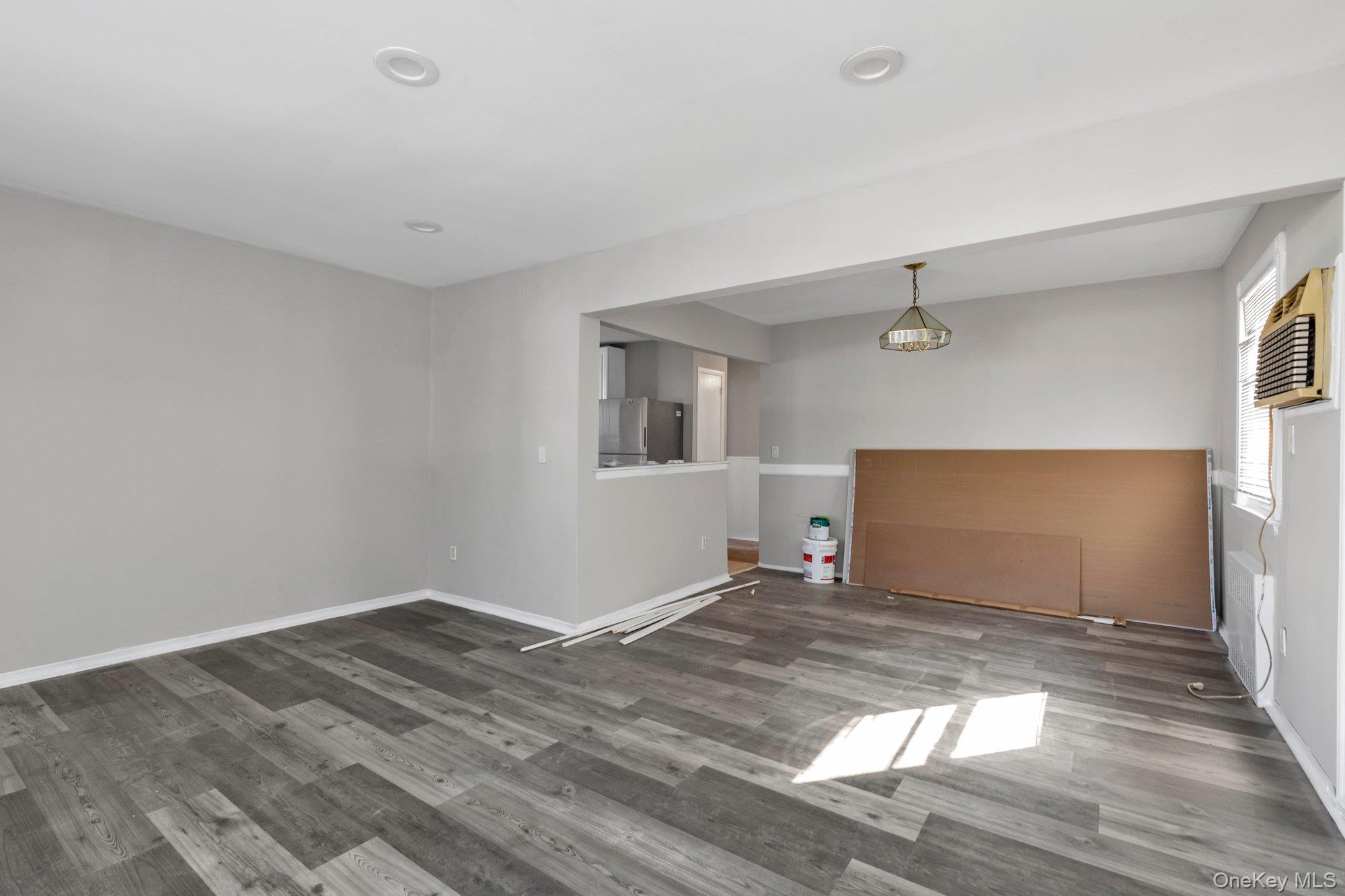 220 Crown Avenue Property Photo 24