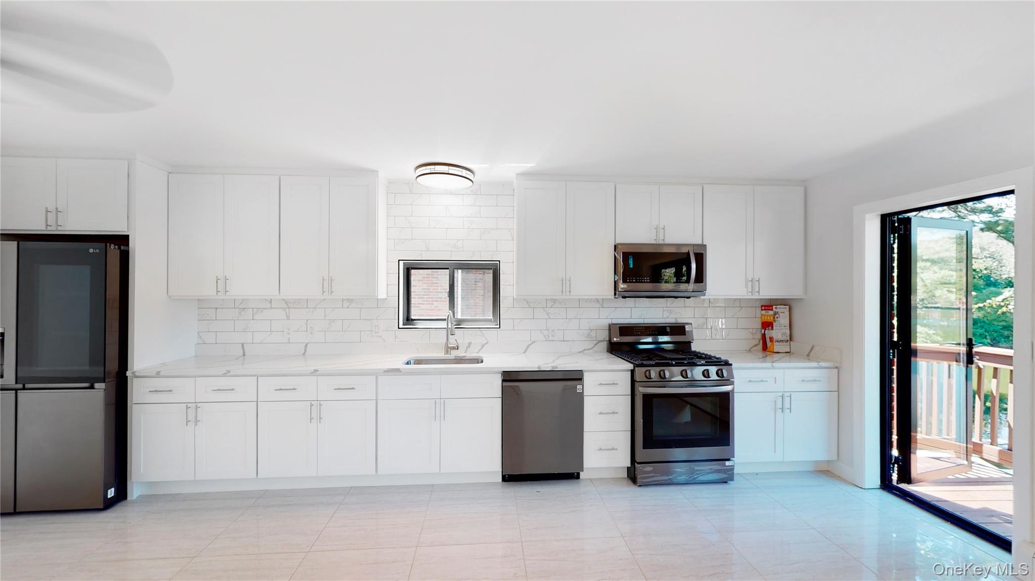 37 Lakeshore Drive Property Photo 9