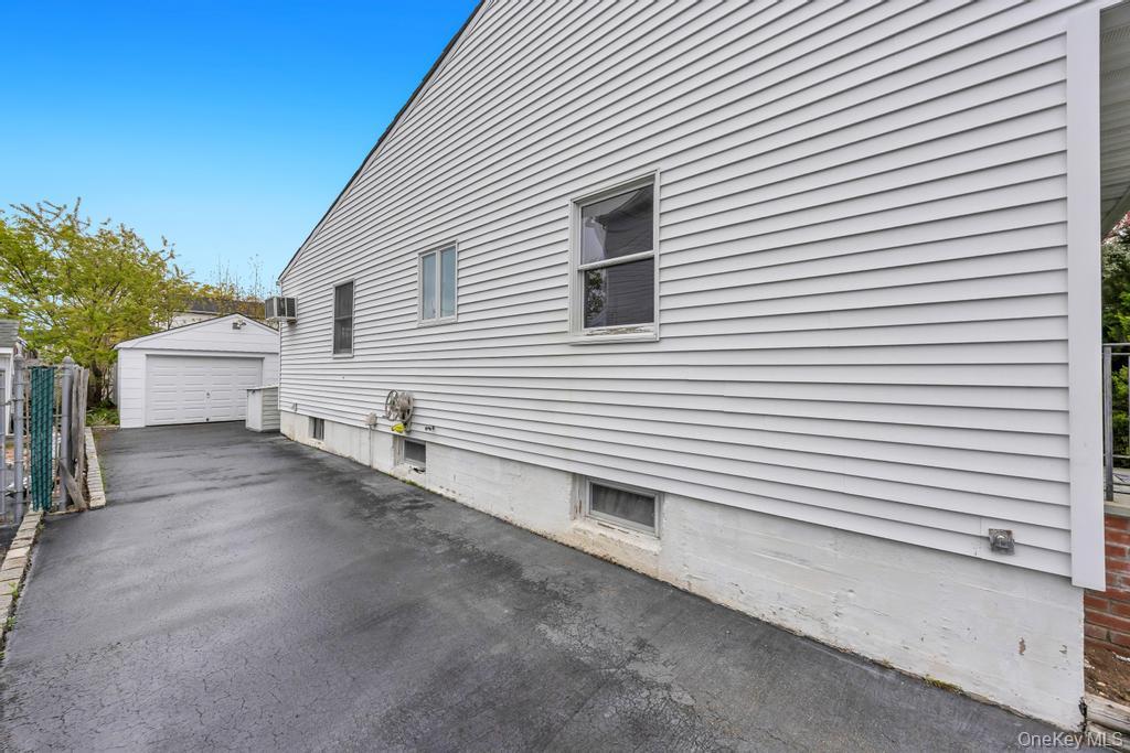 31 Indiana Street Property Photo 25