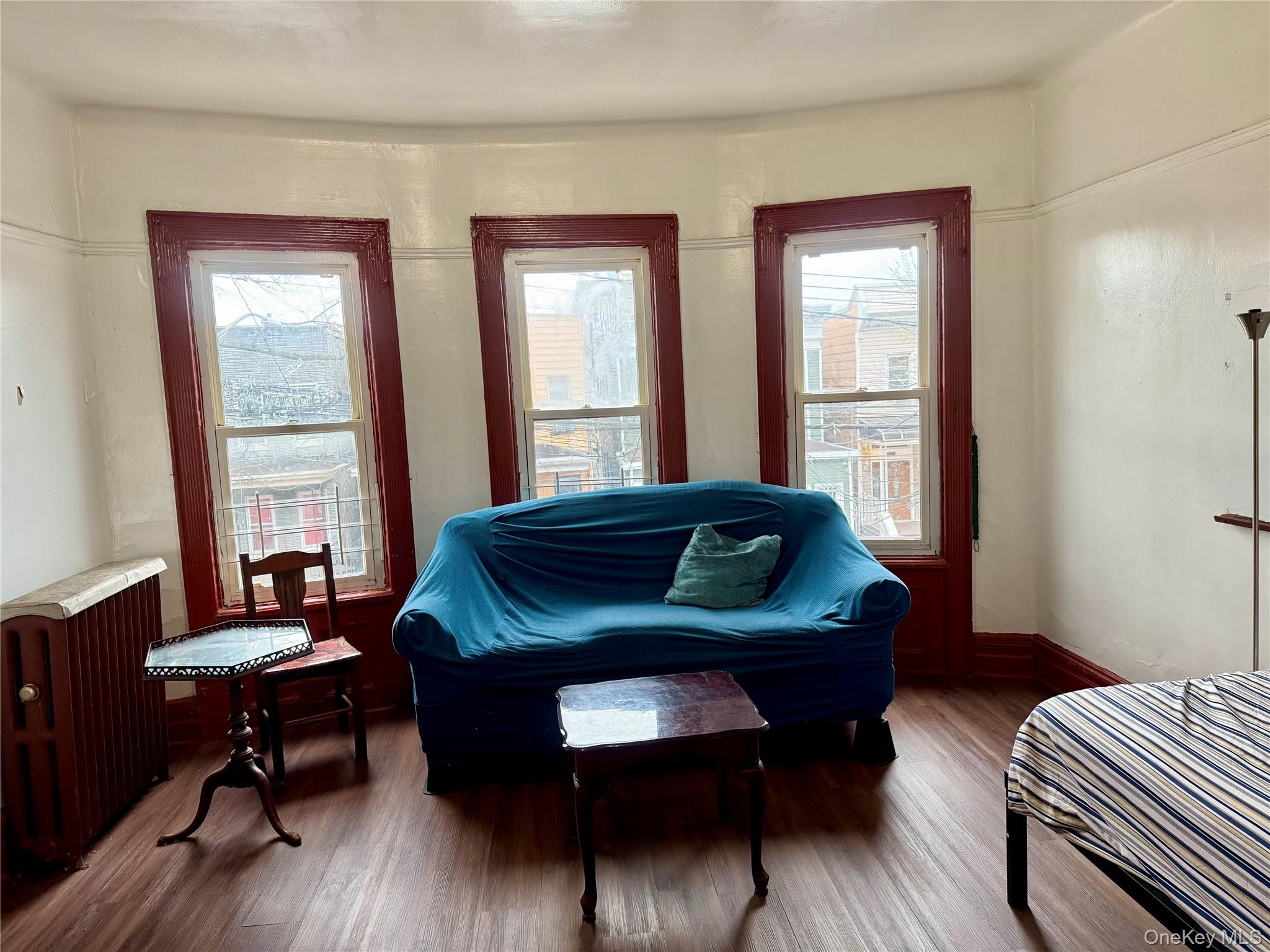 1723 Melville Street Property Photo 2