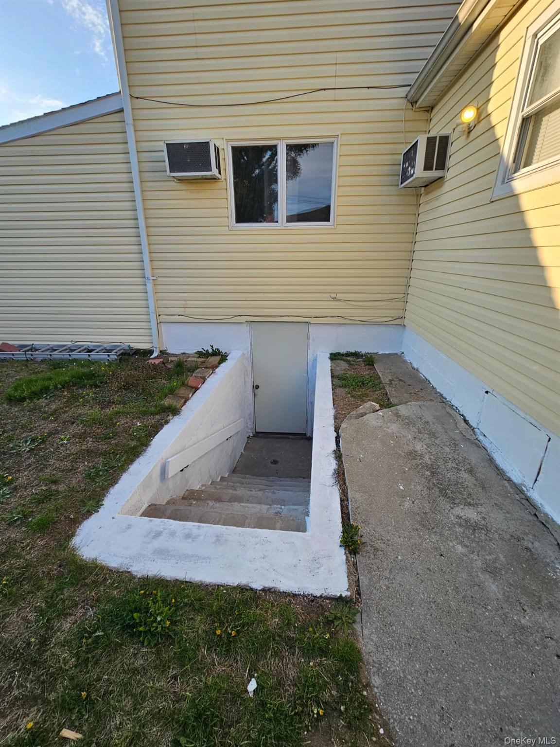 49 Volta Street Property Photo 4