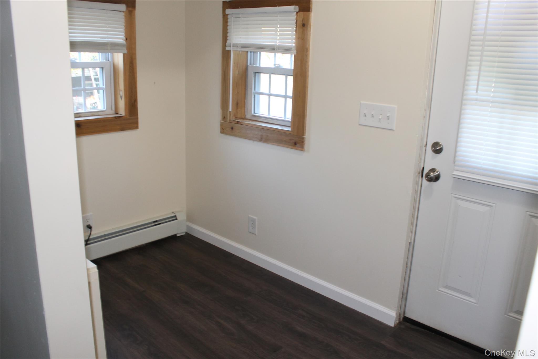 105 Main Street Property Photo 7
