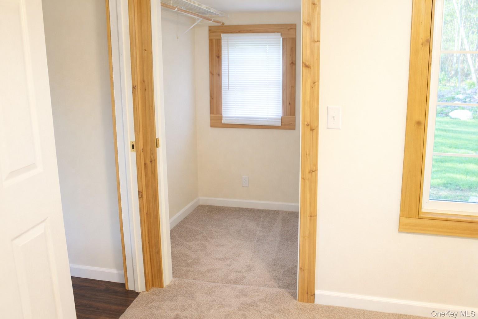 105 Main Street Property Photo 9