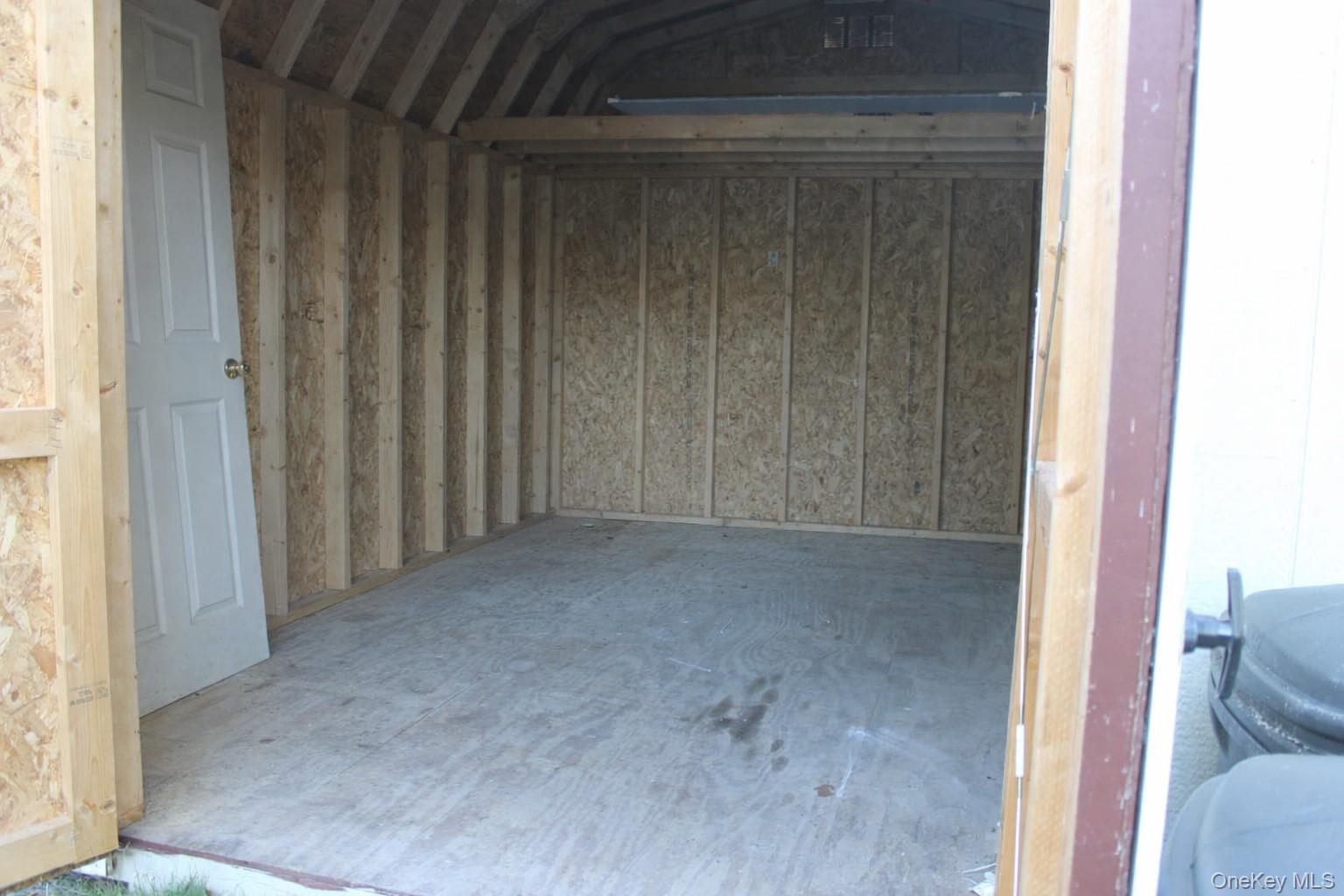 105 Main Street Property Photo 15