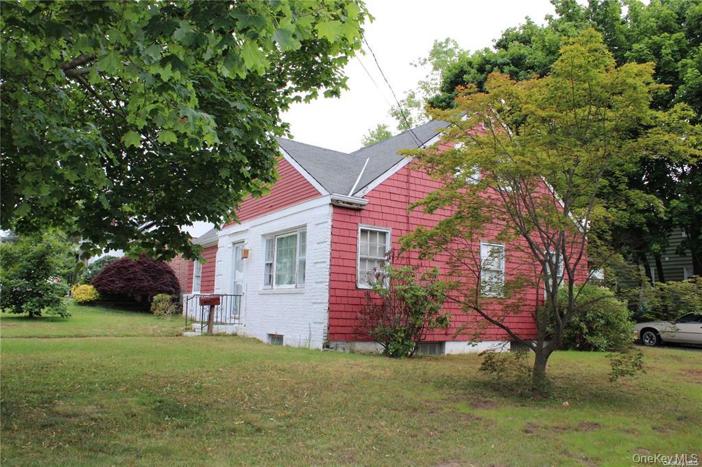361 Walton Street Property Photo 3