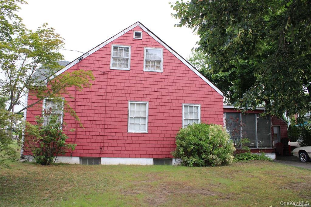 361 Walton Street Property Photo 4