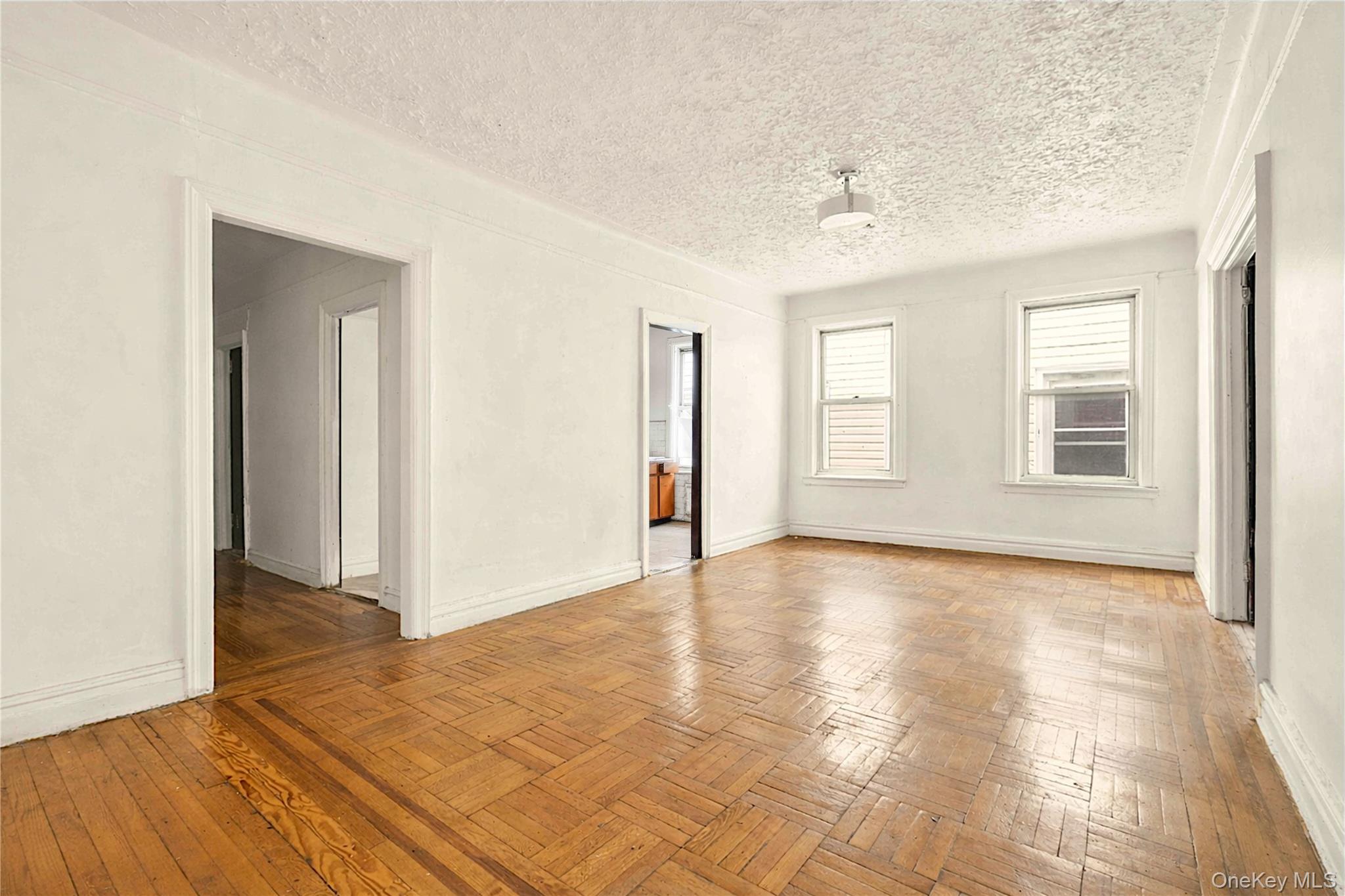 1188 Grant Avenue Property Photo 8