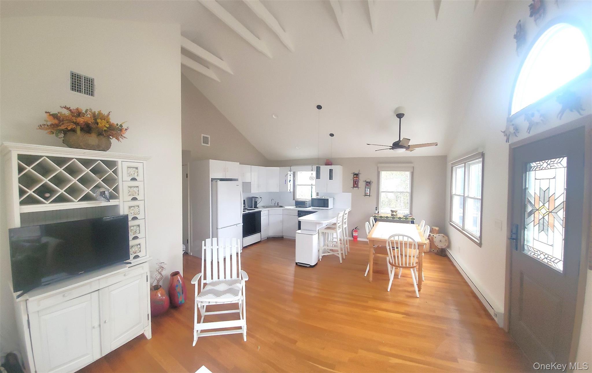 33 Broadway Property Photo 5