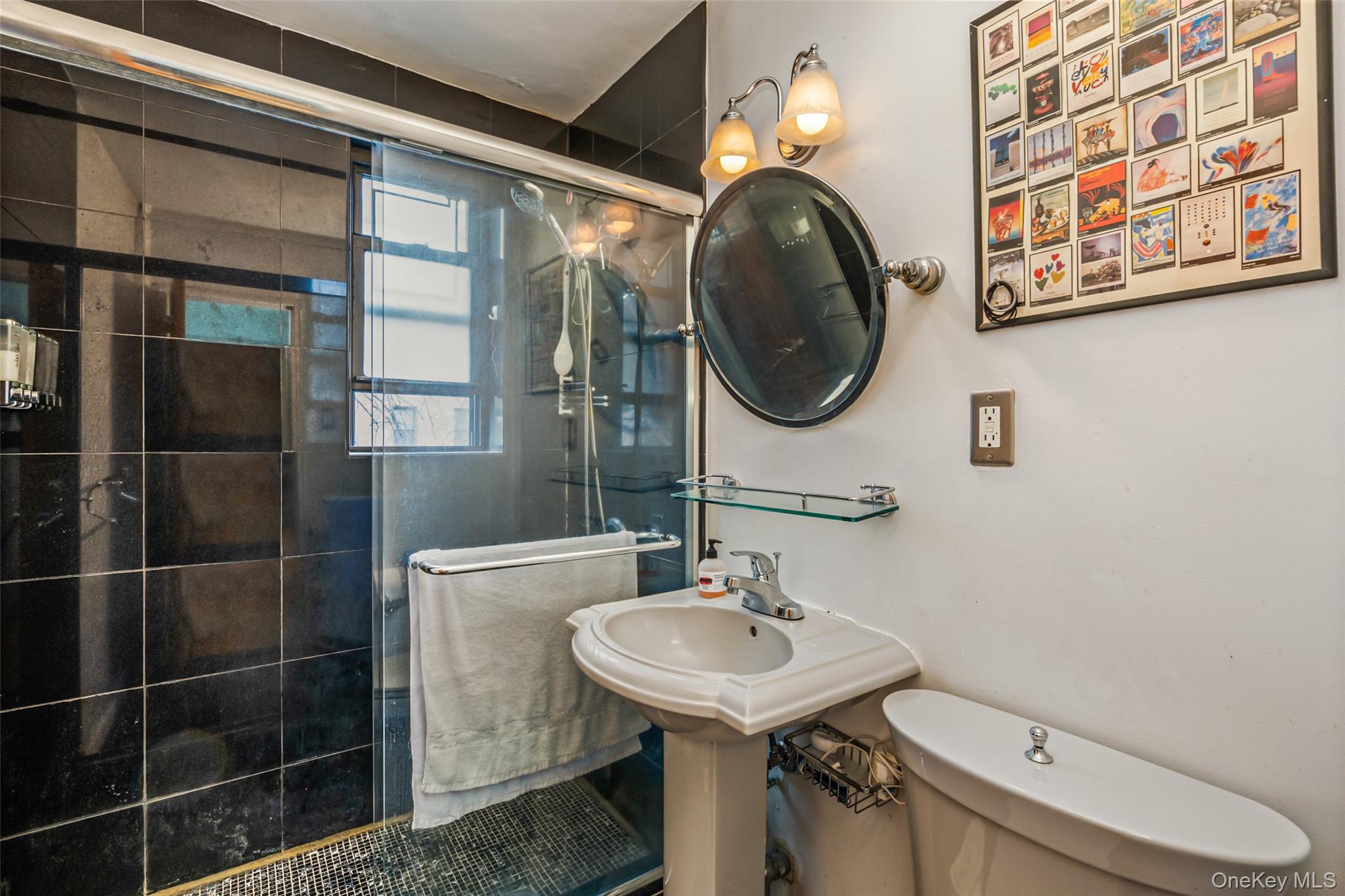 65-30 108 Street 2d Property Photo 4