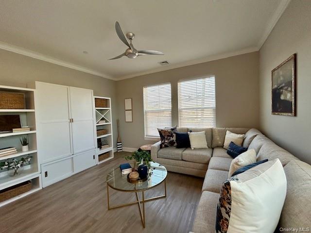 75 E Hoffman Avenue 3001 Property Photo 8