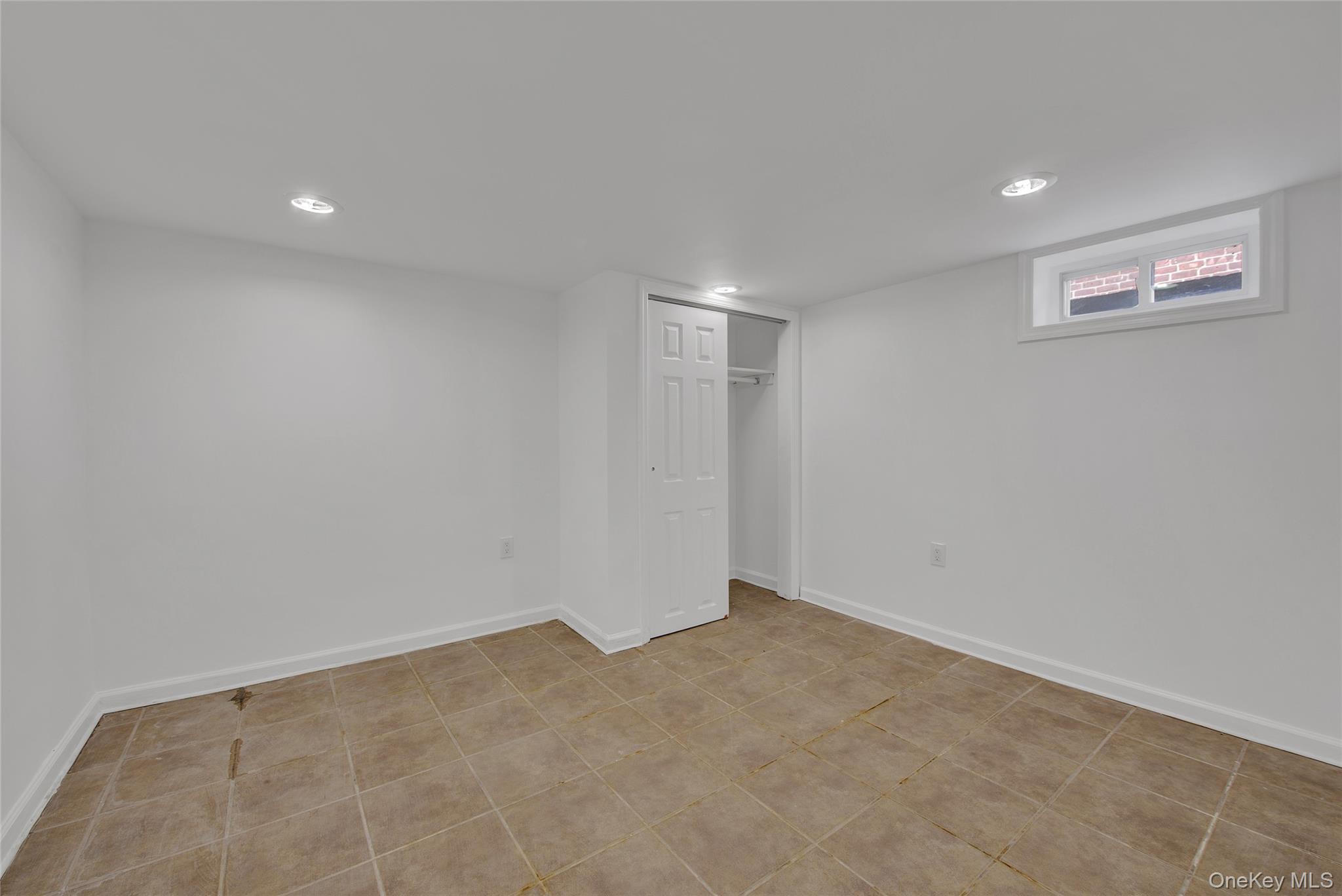 4518 Springfield Boulevard Property Photo 18