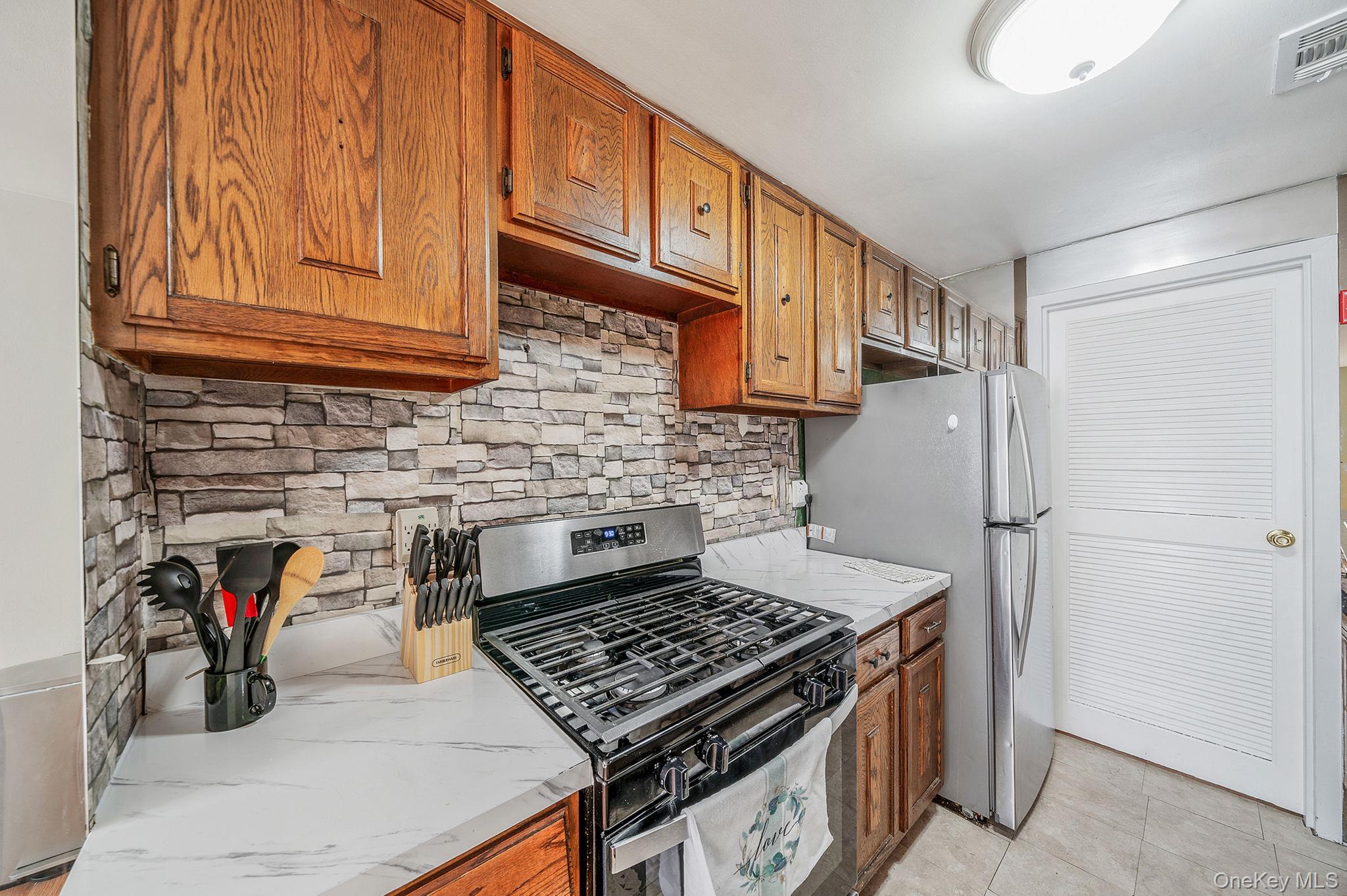 407 Birchwood Road Property Photo 8