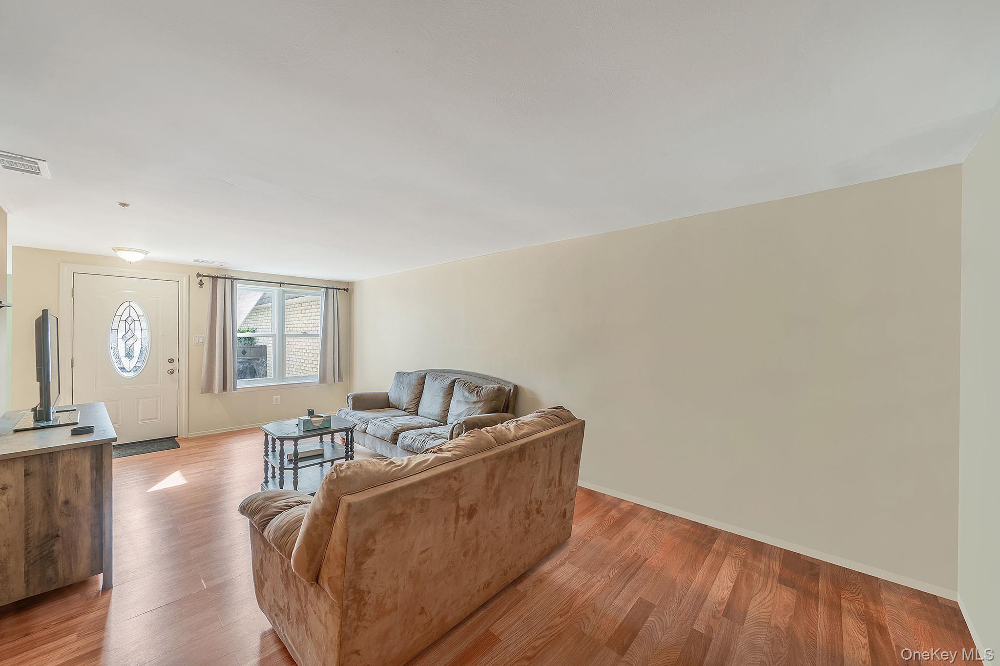 407 Birchwood Road Property Photo 12