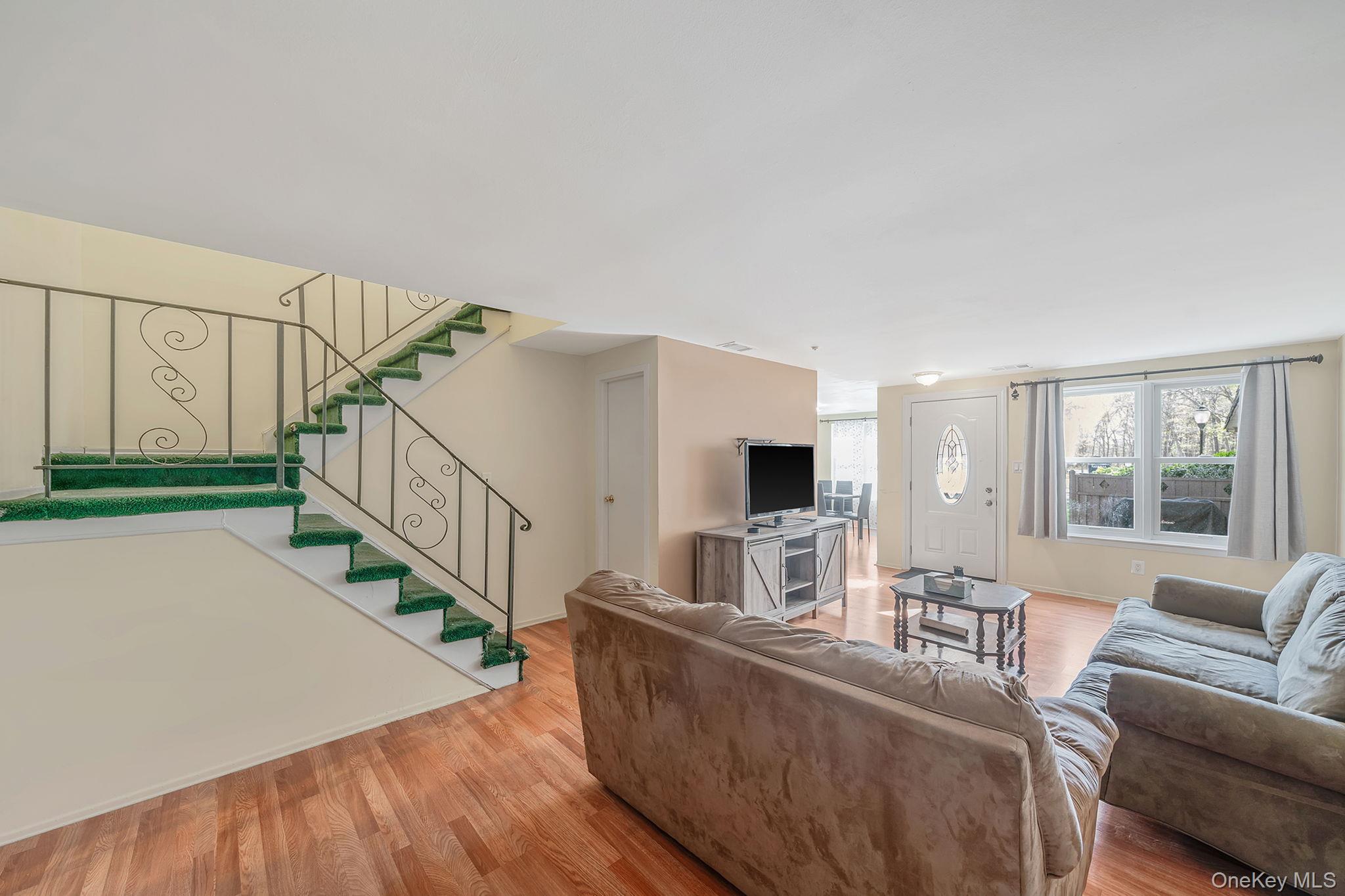 407 Birchwood Road Property Photo 13