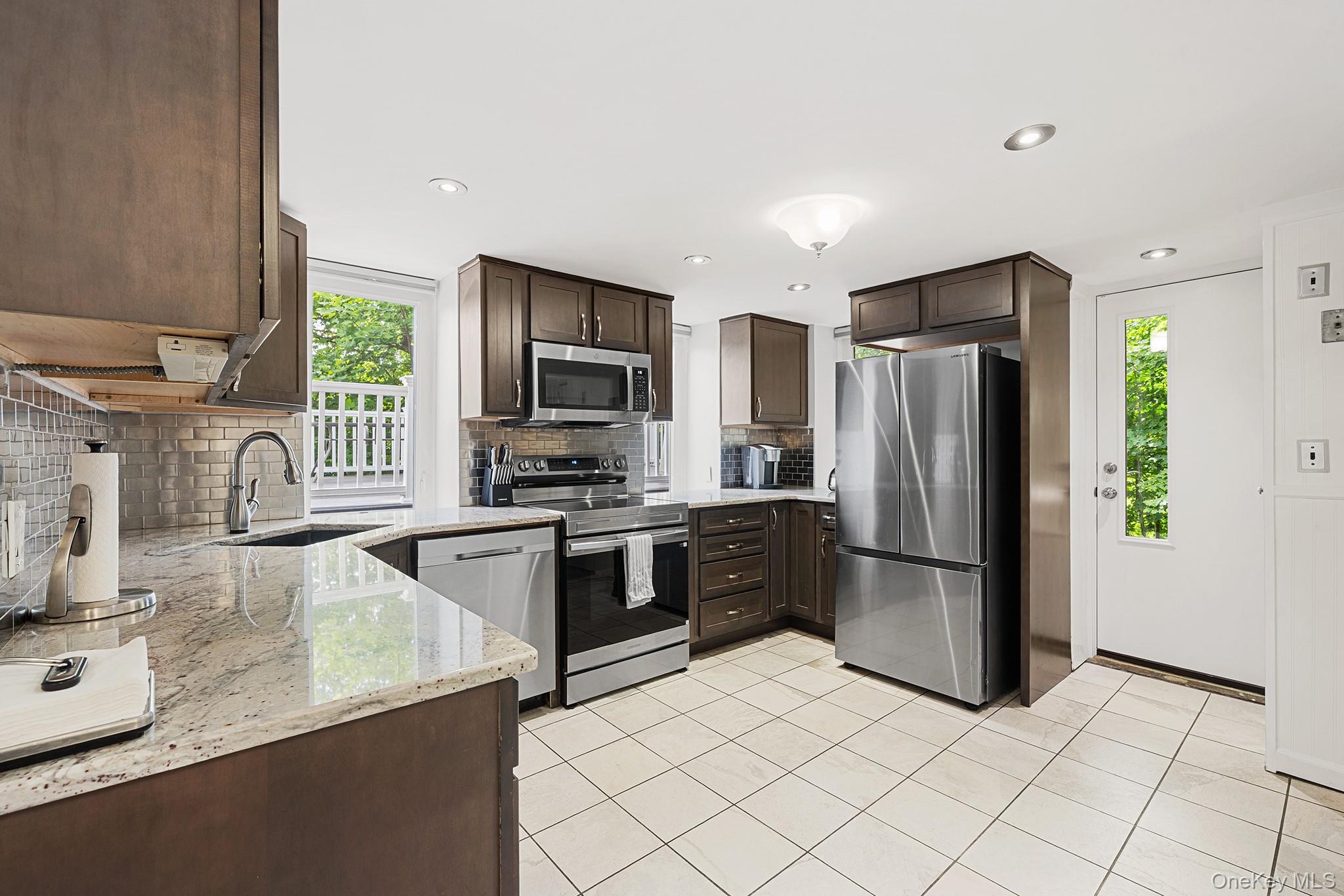 10 Holland Drive Property Photo 8