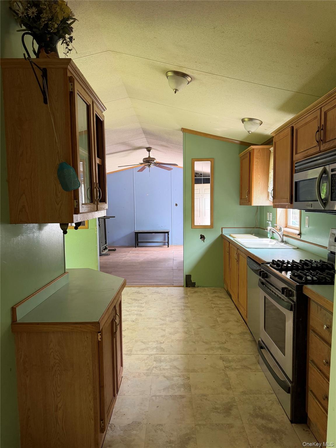 21 Hoffmann Street Property Photo 13