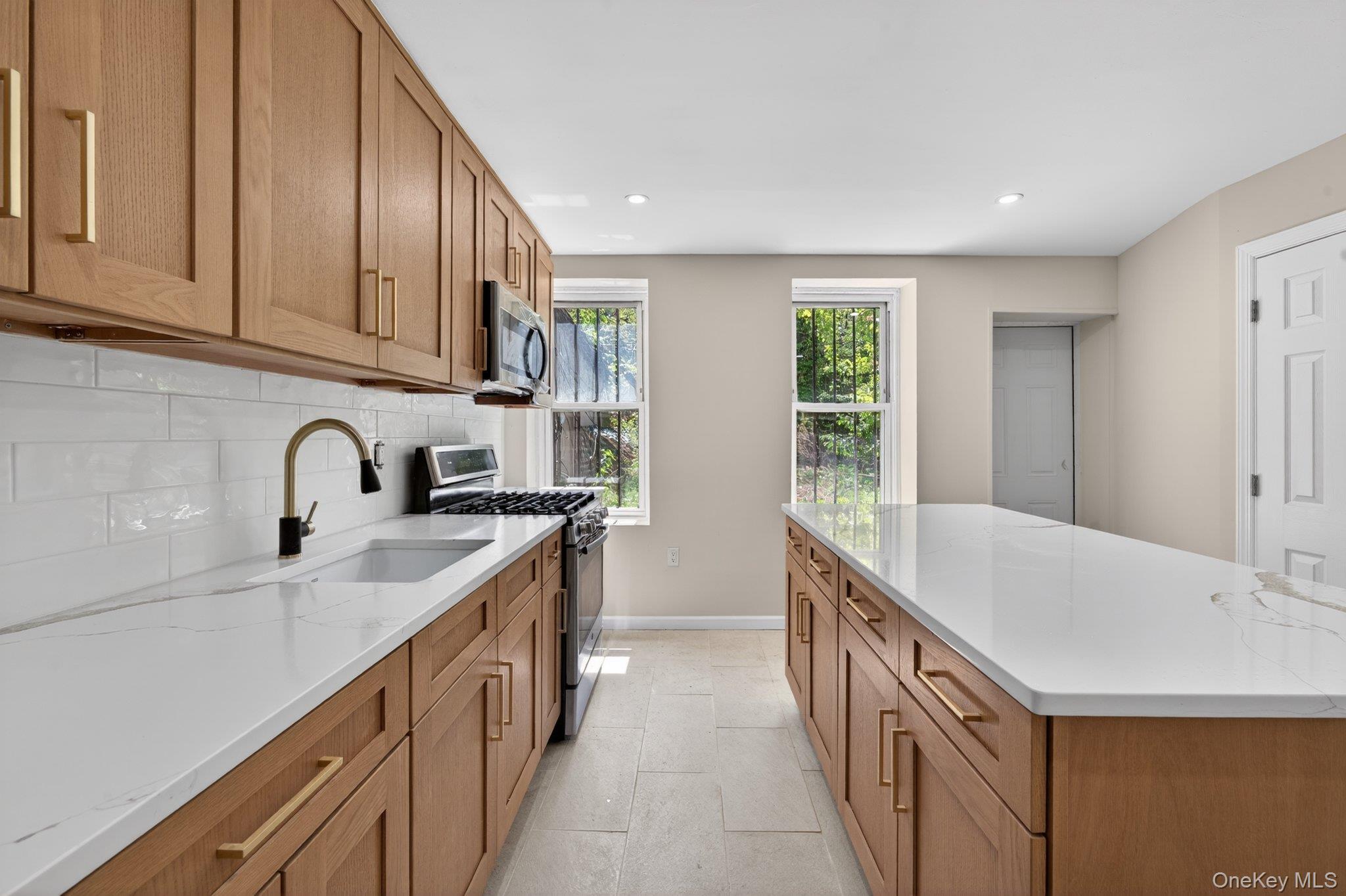 1330 Dean Street Property Photo 2