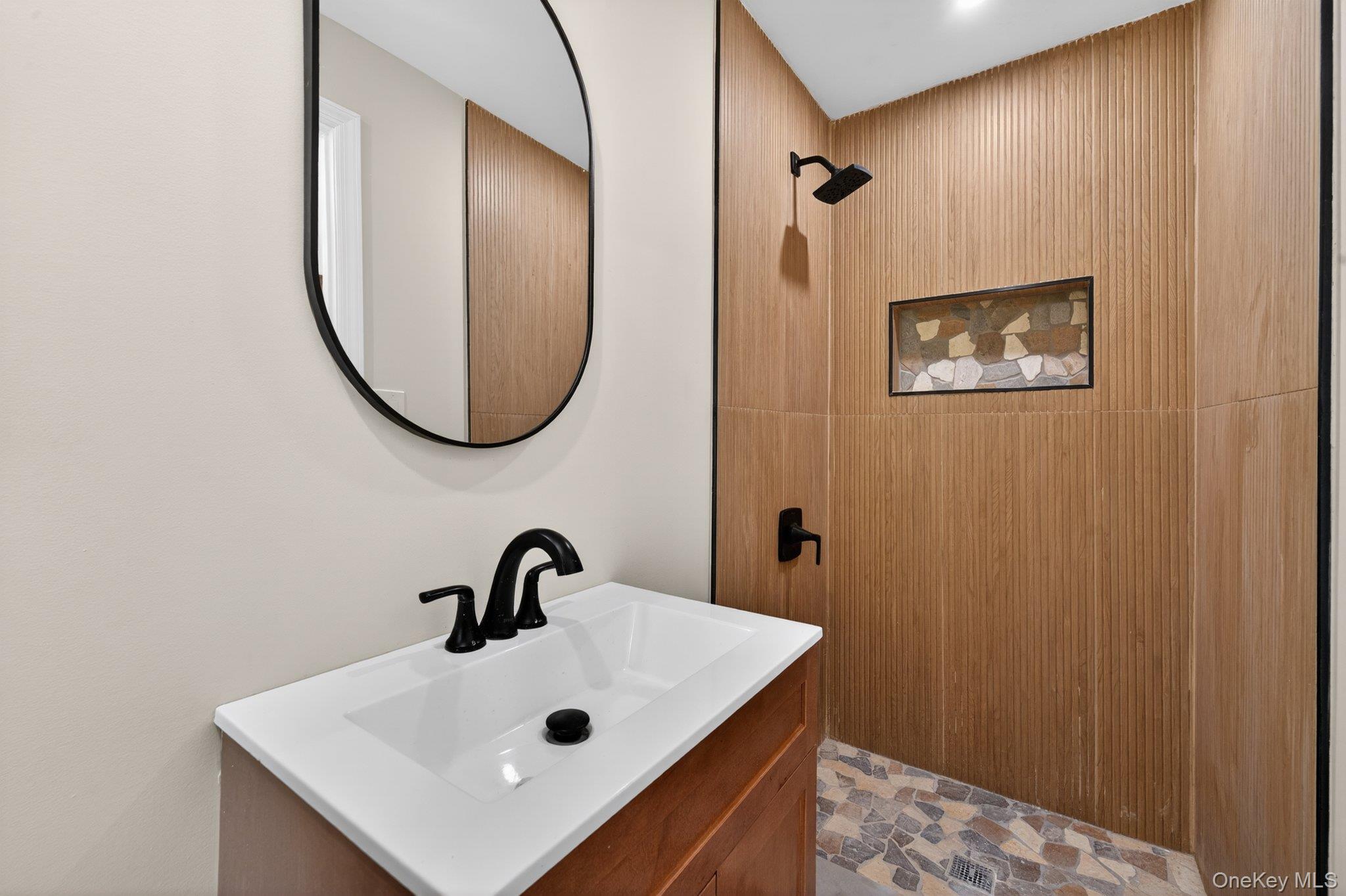 1330 Dean Street Property Photo 6