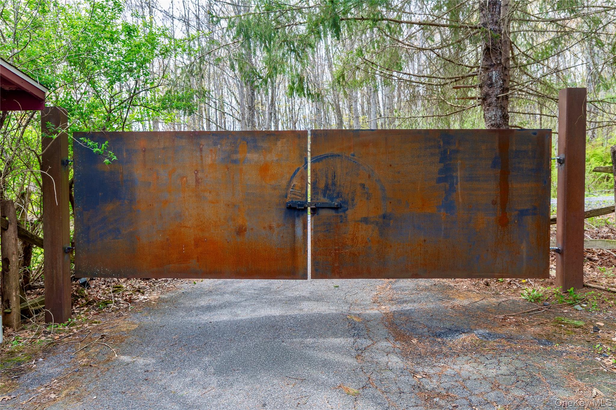 2339 State Route 82 Property Photo 2