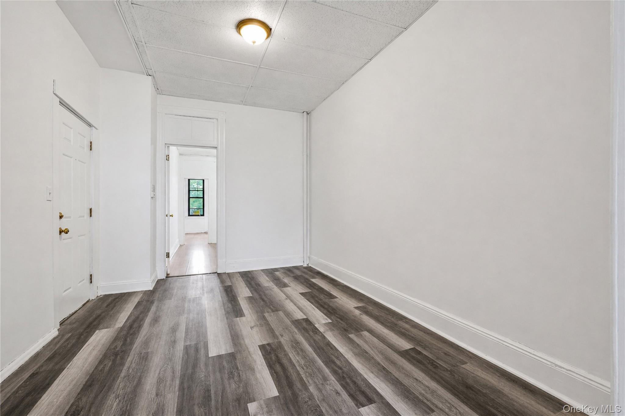 71-60 69th Place 1l Property Photo 4