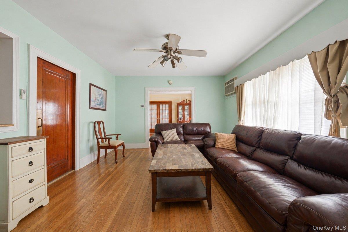 7 Byron Avenue Property Photo 11